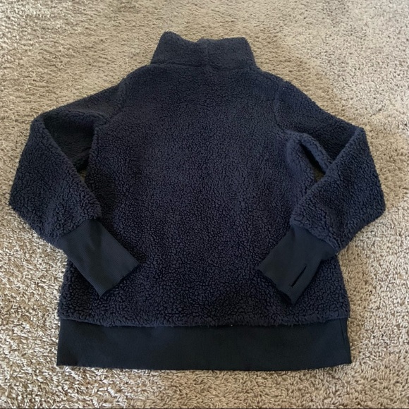 Athleta Sherpa pullover size M - Picture 2 of 3